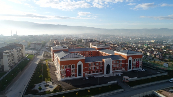 Uluslararası Murad Hüdavendigar Anadolu İmam Hatip Lisesi