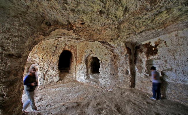 Mağara cami restore edilmeyi bekliyor