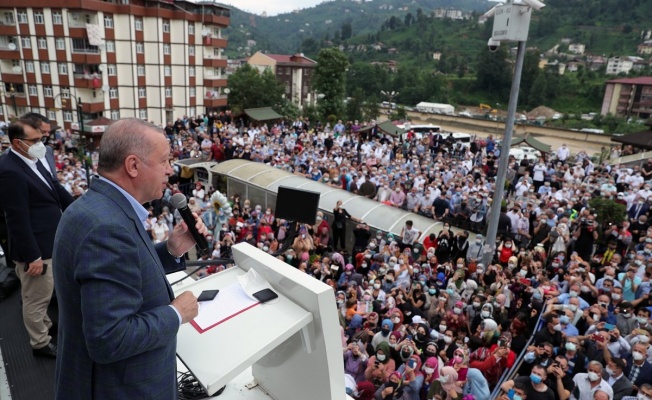 Cumhurbaşkanı Erdoğan Rize'de: 3-4 katı geçmeyecek konutlar inşa edeceğiz