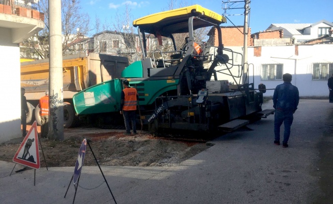 Yunuseli’nde Sokaklar Sıcak Asfaltla Kaplandı