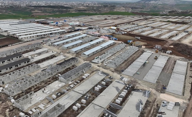 Adıyaman'da 2 bin 588 prefabrik konut inşa ediliyor