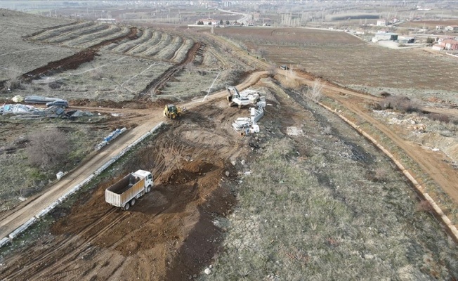 Doğanşehir ilçesinde kalıcı konutlar için ilk kazma vuruldu