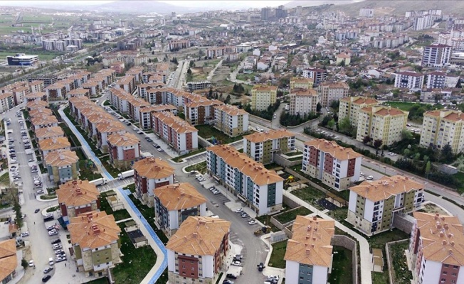 Elazığ'da depremzedeler yeni konutlarına kentsel dönüşümle kavuştu