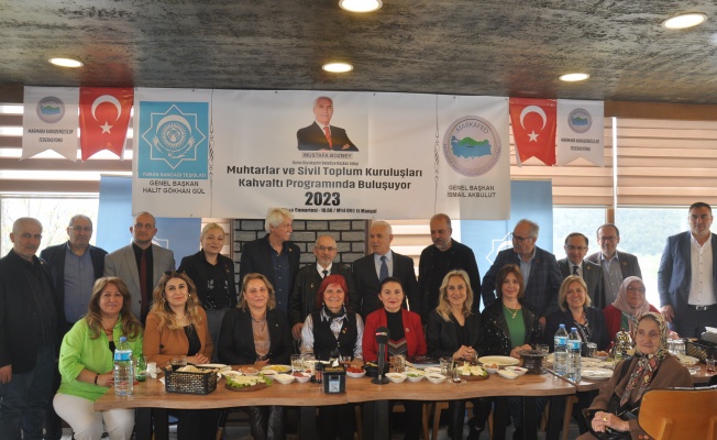 Marmara Karadenizliler Federasyonu ve Turan Sancağı Teşkilatı Mustafa Bozbey ile buluştu