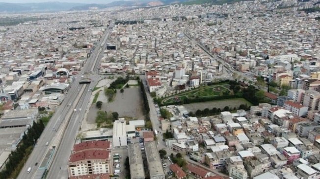 Konut satışları neden düşüyor? Kredi uygulamaları konut satışlarını frenliyor