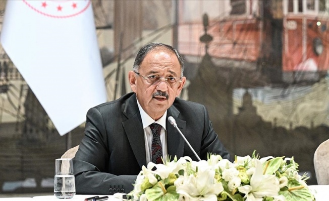 Bakan Özhaseki: Deprem bölgesindeki konutların çoğunu ekim, kasım ve aralık aylarında hak sahiplerine teslim edeceğiz