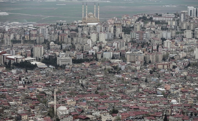 Bilim insanlarından deprem bölgeleri için "çelik yapı" önerisi