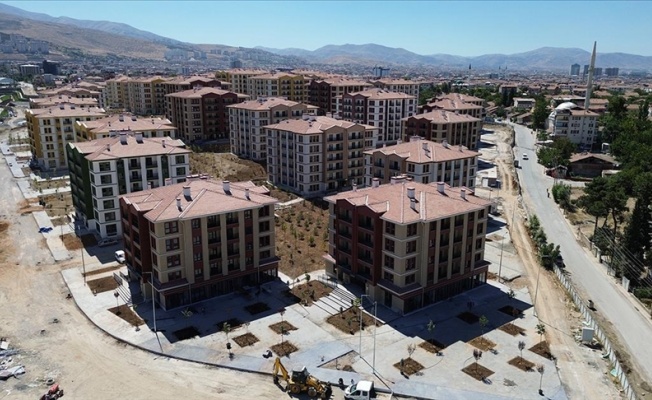 Malatya'da kentsel dönüşümle inşa edilen konutlarda yaşam başladı