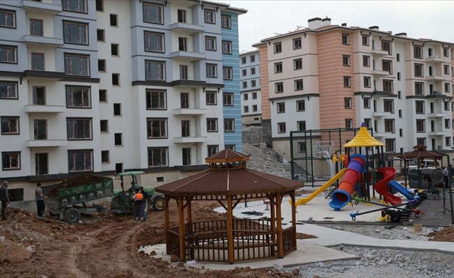 Malatya'da yapımı tamamlanan deprem konutları teslimata hazırlanıyor