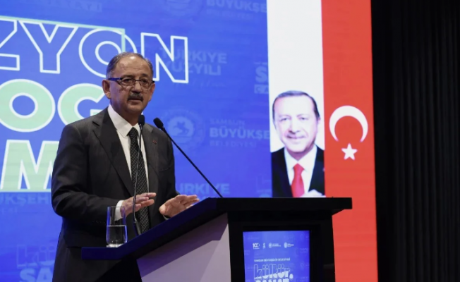 Mehmet Özhaseki: Birkaç güne deprem konutlarını dağıtmaya başlıyoruz
