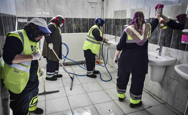 ANKARA BÜYÜKŞEHİR OKULLARIN TEMİZLİĞİ İÇİN SEFERBER OLDU