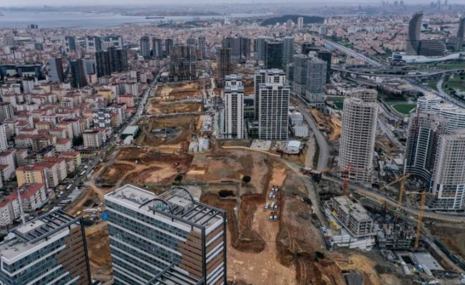 Bakan Kurum: İstanbul'un 39 ilçesinde 180 bin konutumuz yenileniyor