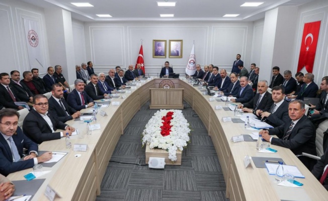 Bakan Murat Kurum Başkanlığında Adıyaman'da Afet Koordinasyon Toplantısı Gerçekleştirildi