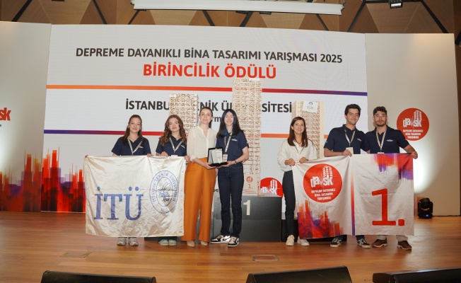 Geleceğin Mühendisleri İstanbul'da Yarıştı, Depreme En Dayanıklı Tasarım Ödüllendirildi!