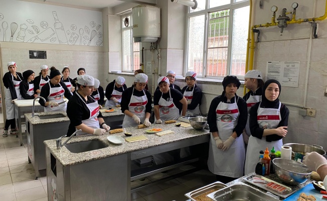 Sodexo'nun 'Gelecek Atölyeleri', Manisa'daki öğrencilerle buluşuyor