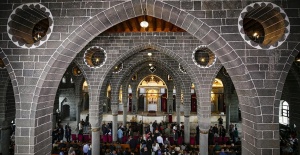 Bakan Ersoy, restore edilen Surp Giragos Ermeni Kilisesi'nin açılışını yaptı