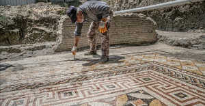 Hatay'daki inşaat kazısında Roma dönemi villa kalıntısı ve taban mozaiği bulundu