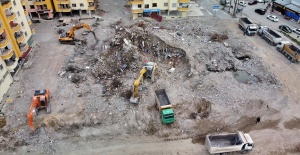 Osmaniye'de depremde yıkılan 651 binanın 476'sının enkazı kaldırıldı