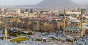 Deprem bölgesinde konut satışları yeniden başladı: Kayseri ilk sırada