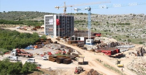 Hatay Altınözü#039;nde deprem konutları...
