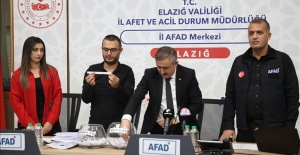 Elazığ'da 254 deprem konutu ve 43 iş yeri için kura çekildi