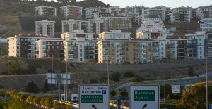 İzmir'de 4 bin 602 afet konutu hak sahiplerine teslim edildi