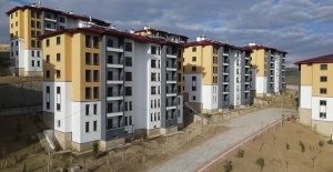 Bayburt Merkez'de 363 sosyal konutun teslimatı başladı