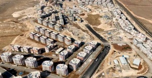 Şanlıurfa'da bin 398 konut hak sahiplerine teslim edildi