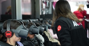 DEPREMDEN KORUNMA VE GÜVENLİ YAŞAM EĞİTİMLERİ, ÇOCUKLARA CAN SİMİDİ OLUYOR