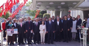 15 TEMMUZ ŞEHİTLERİ İBB ÖNÜNDE ANILDI